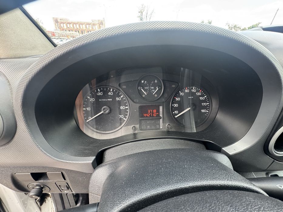 Peugeot Partner Пасажир 1.6D