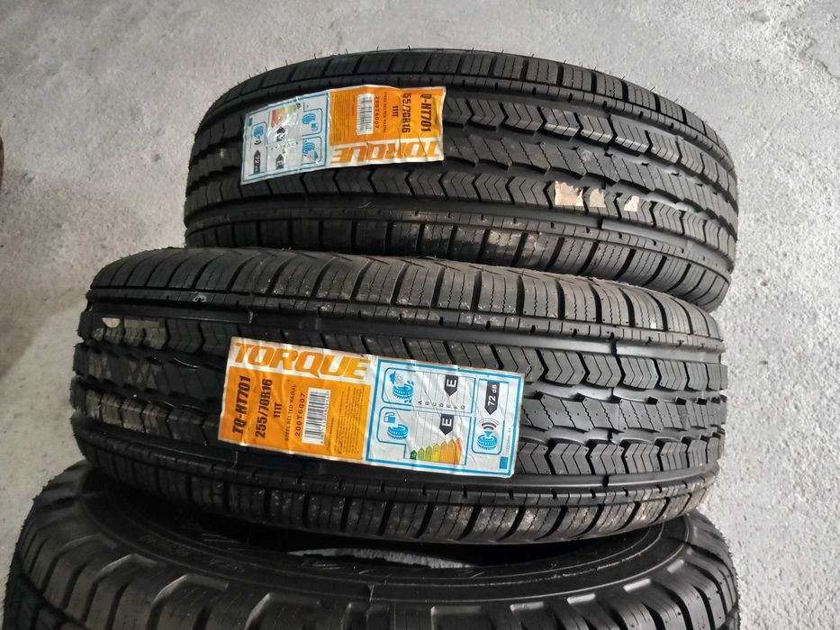 2 Pneus Novos 255/70R16 Torque