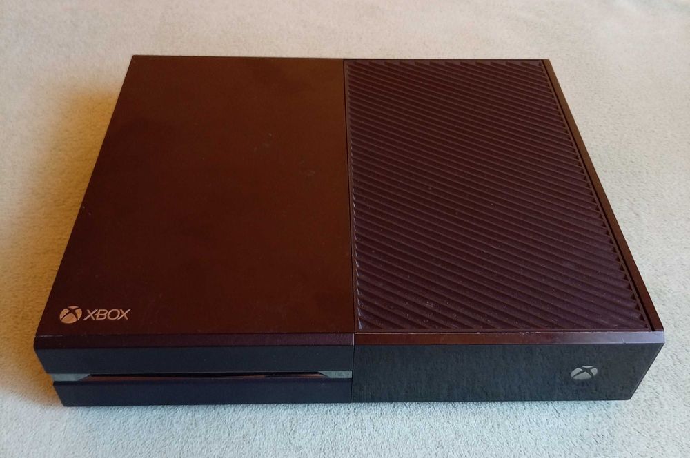 Xbox One Fat 500GB + Pad
