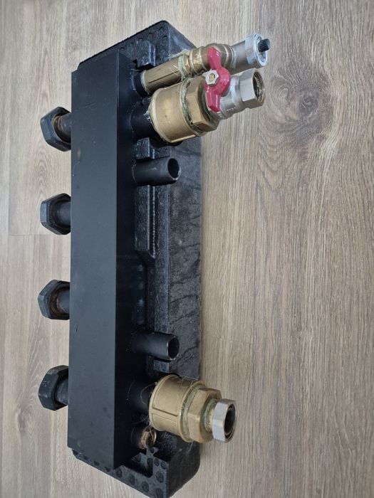 Sprzęgło hydrauliczne z rozdzielaczem do 2 obiegów HydroFixx OVENTROP