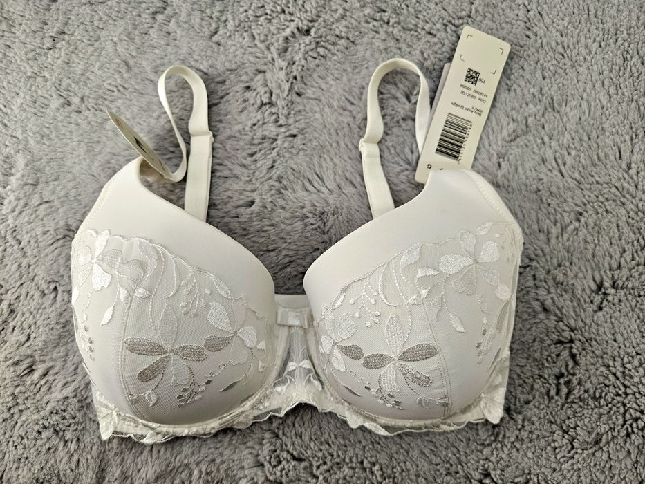 Biustonosz usztywniany push-up Triumph Sexy Angel 75G biały
