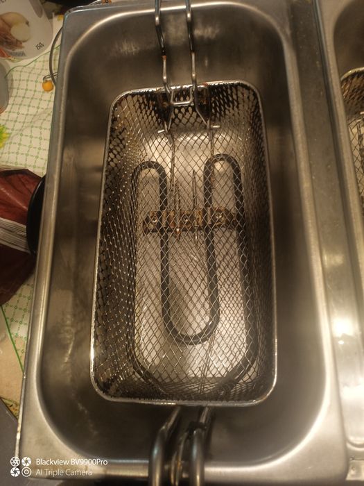 Fritadeira elétrica em bom funcionamento precisa de limpeza profunda