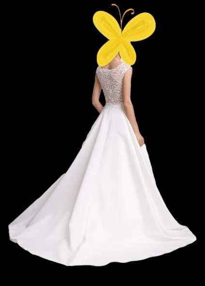 Używana Suknia ślubna R. 38 Elizabeth Passion