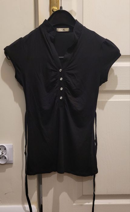 Elegancka czarna bluzka 36 S