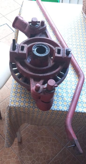 Cincho/Espremedor uvas