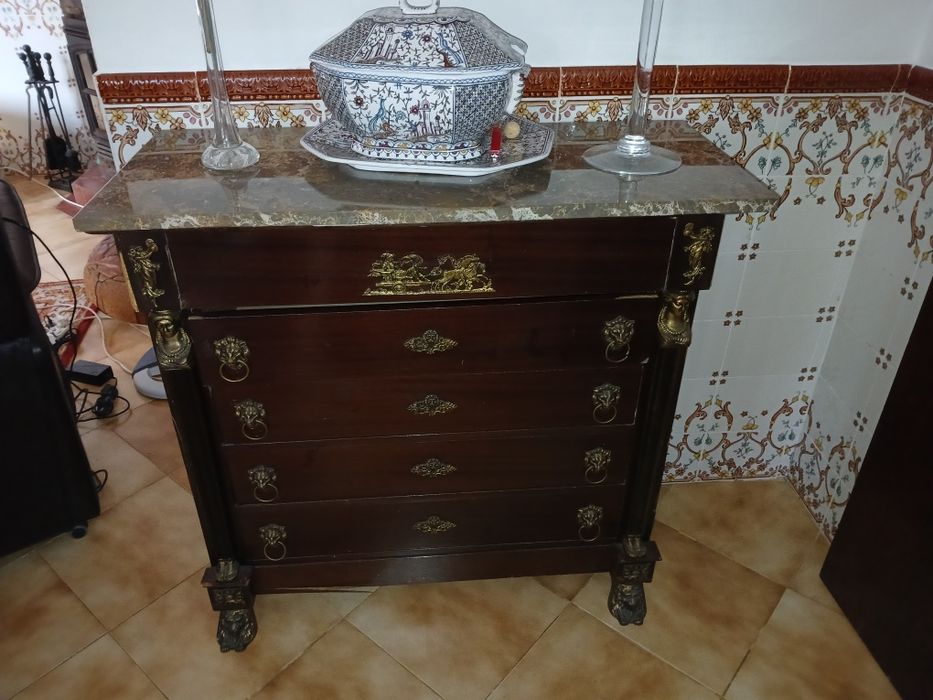 Cómoda de arrumação