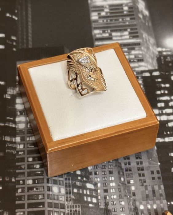 Жіночі  каблучки  з червоного золота 585*проба.