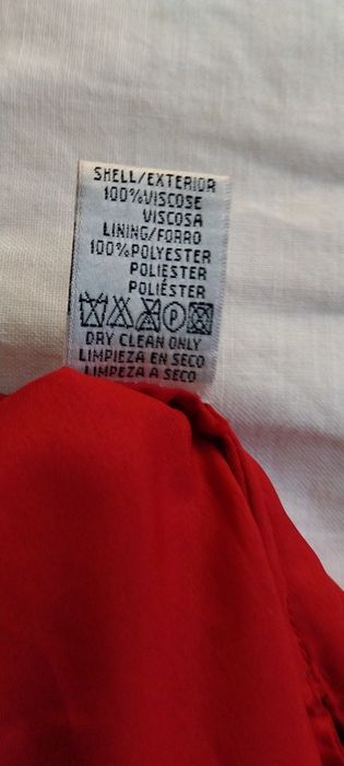 Camisa sem mangas em lantejoulas  vermelha
