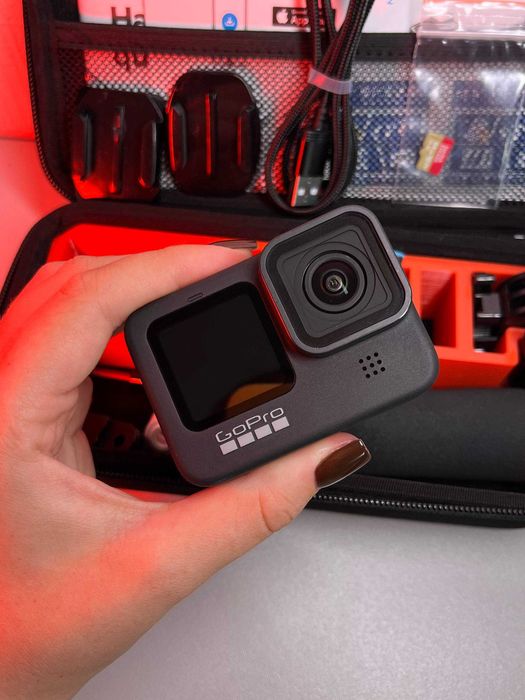 Екшн-камера GoPro Hero 9 з двома акумуляторами