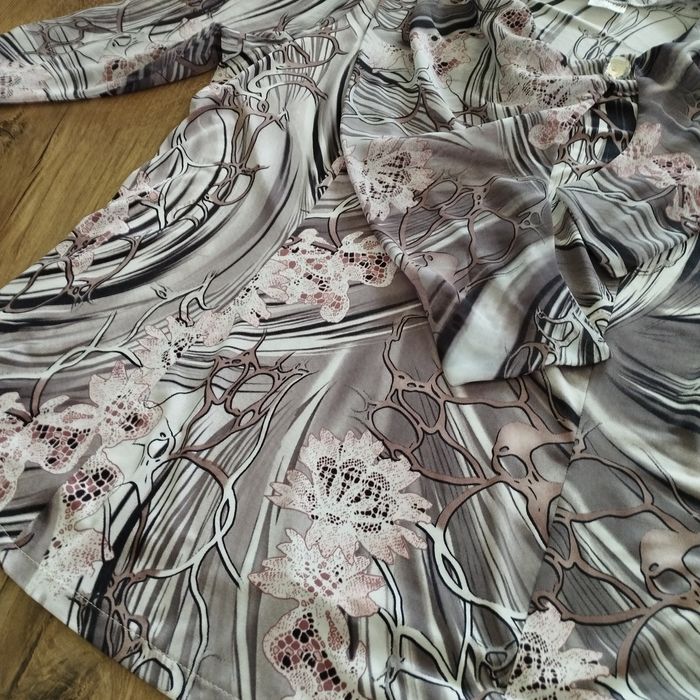 Bluzka we wzory damska