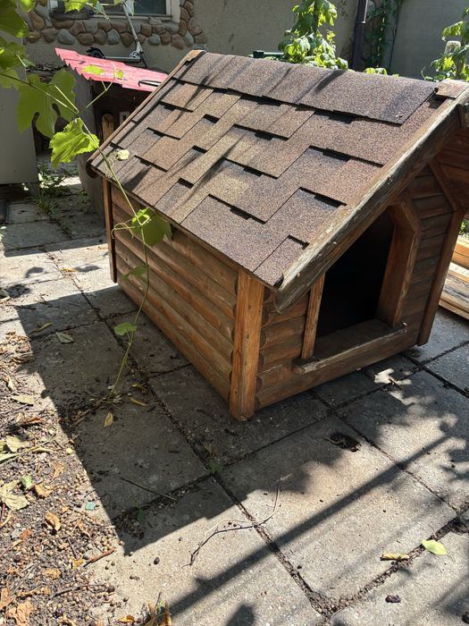 Будка для великого собаки