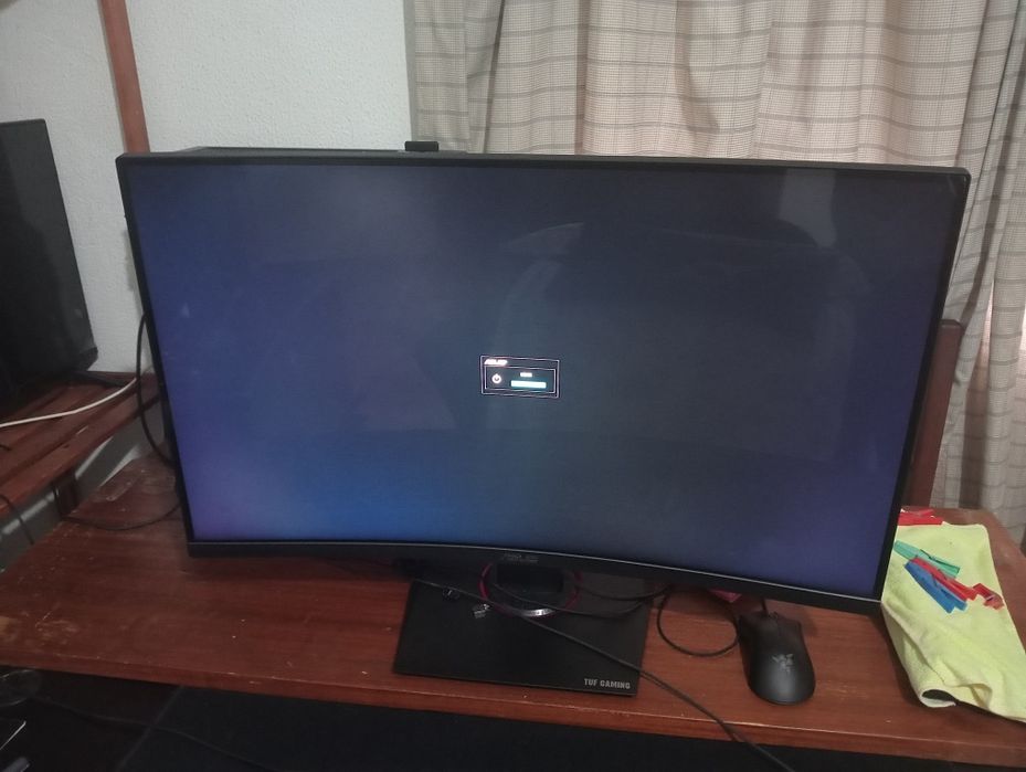Ecrã ASUS TUF Gaming VG32VQ 165hz
