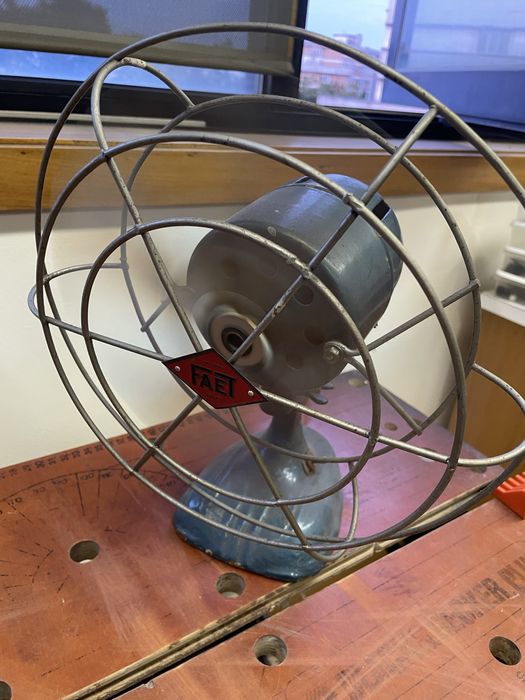 Raríssimo e antigo ventilador FAET rio