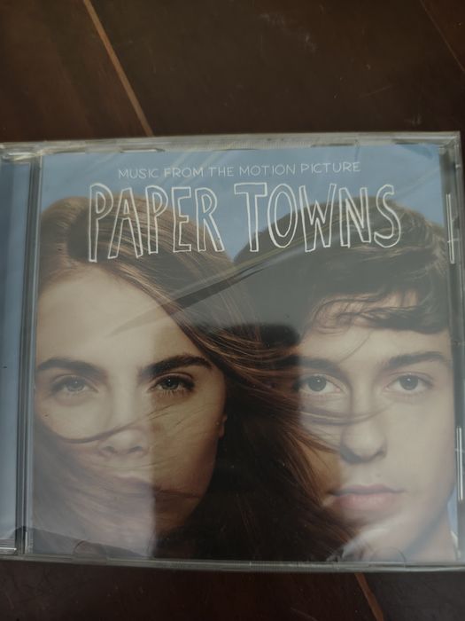 Vários CDs de música novos