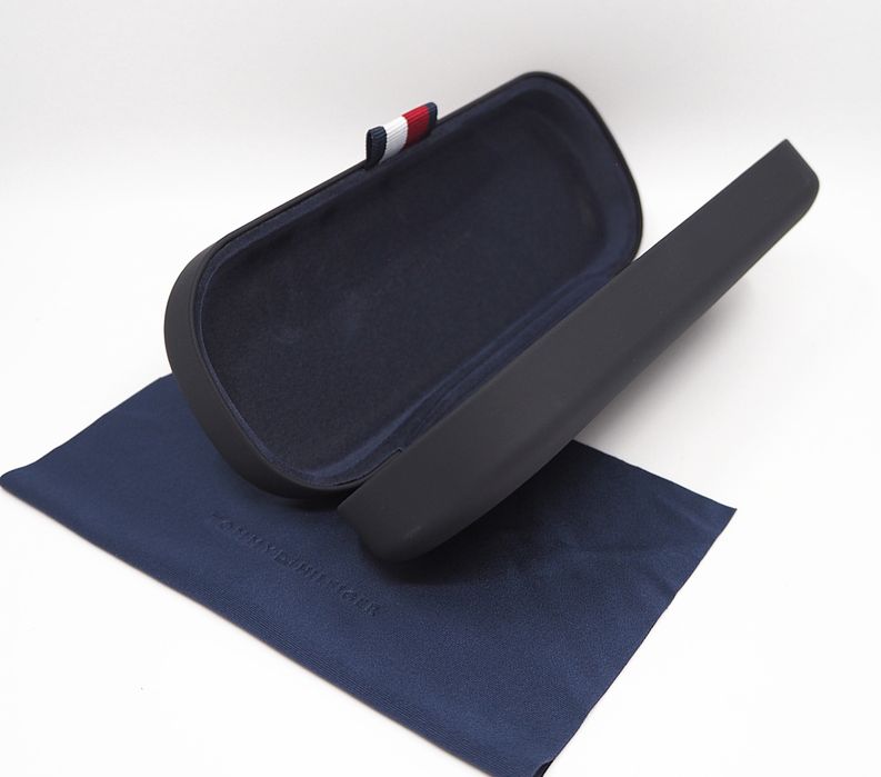 Tommy Hilfiger etui na okulary