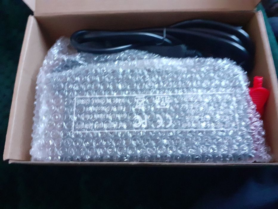 Ładowarka LiFePo4 14.6V 20A Nowa