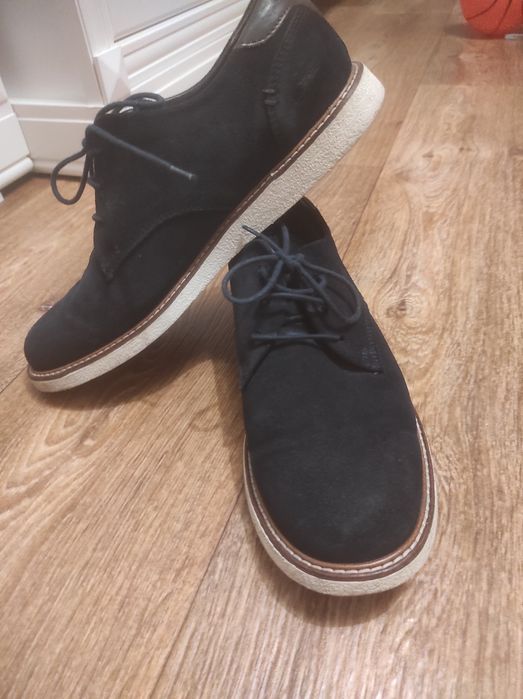 Продам чоловічі темно сині туфлі PULL&BEAR