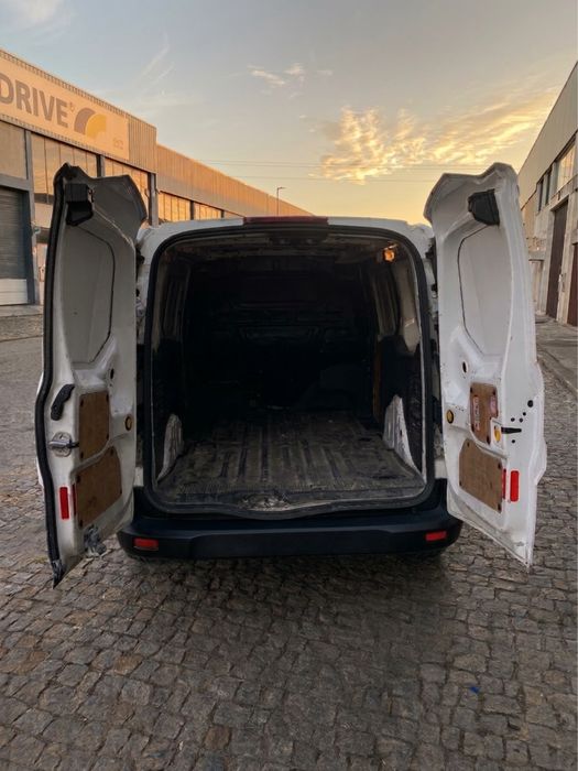 Ford Transit Connect L2 1.6 TDCi 95cv (3lugares) - Caixa Longa | Distribuição e Embraiagem Novas