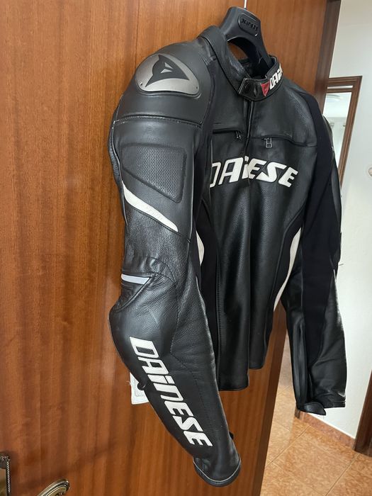 Casaco  dainese.