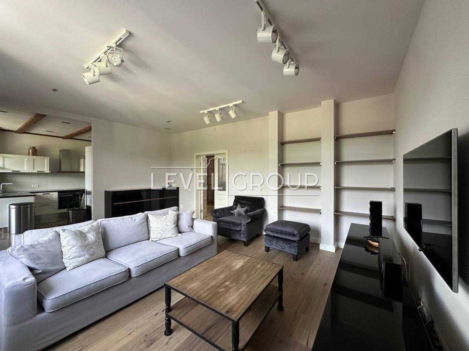 ЖК Пори року (Времена года) 3-к з якісним ремонтом