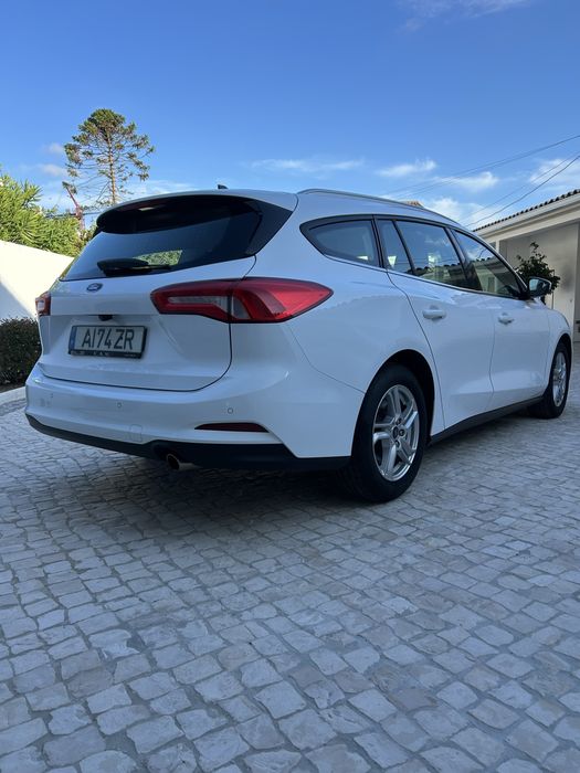 Ford Focus — fotografia 4