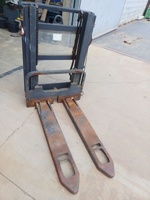 Maszt lekki od wózka widłowego 180cm 250 330 cm. podnoszenia