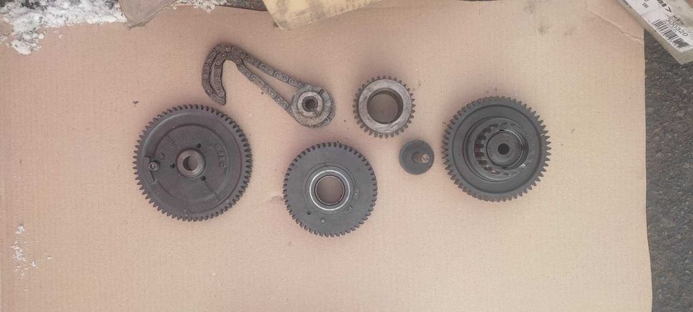 Мотор trafic 2,5 літра розібраний