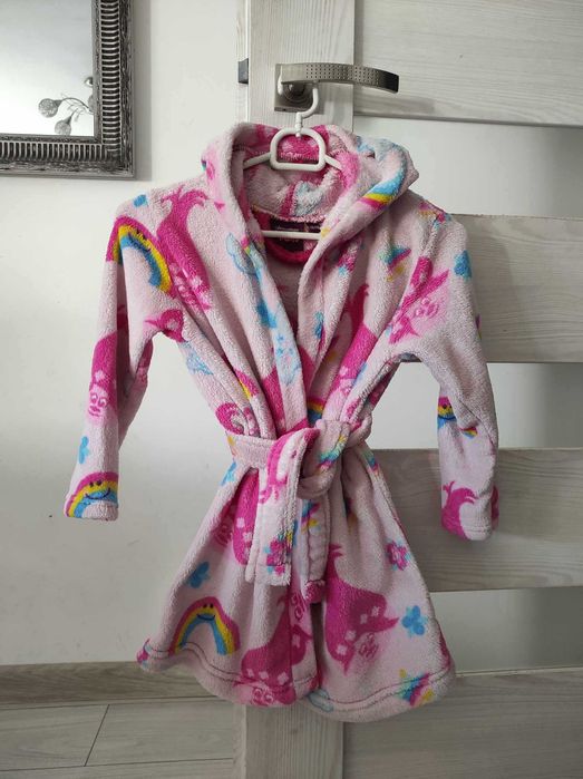 Szlafrok dziewczęcy 110/116