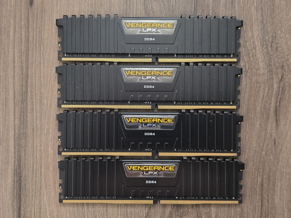 corsair ddr4 32gb - Купить электронику - Цены на OLX.ua