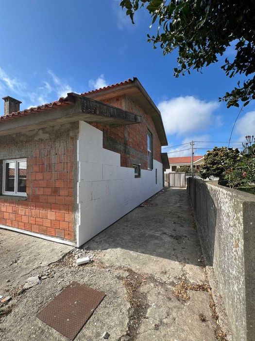 Obras-pladur-capoto- canalização-eletrica