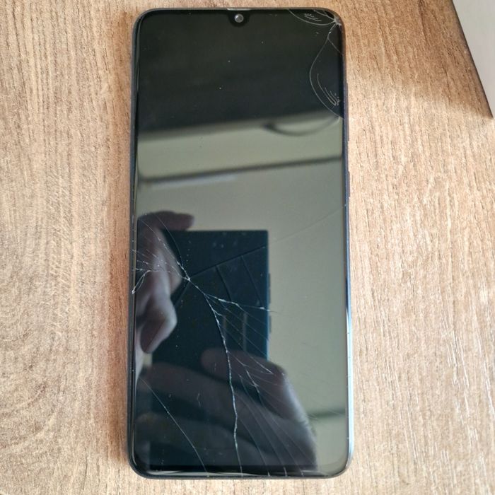 Samsung GALAXY A70 SM-A705FN/DS sprawny 100% telefon Dual SIM, 4G LTE