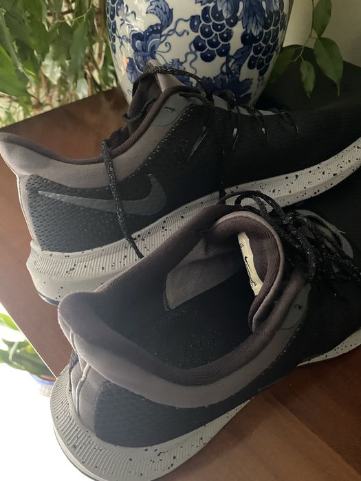 Sapatilhas Nike Quest 44