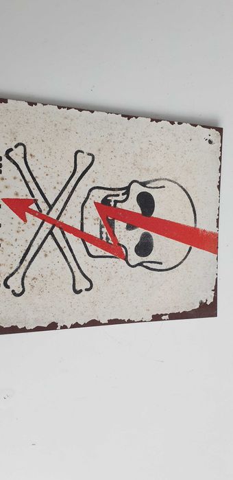 Starocie z Gdyni - Tabliczka ostrzegawcza z PCV