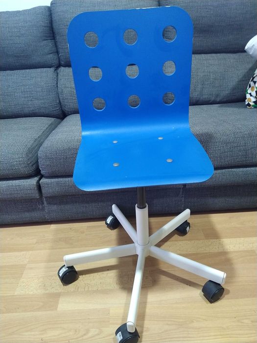 Cadeira infantil para secretaria azul IKEA