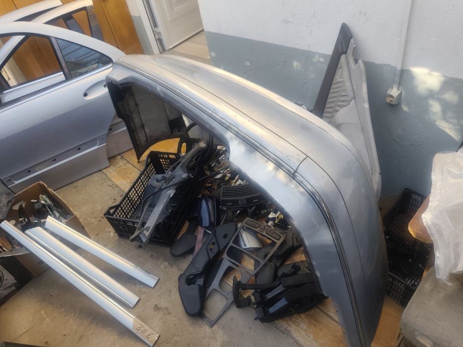 Artigos Carroçaria Mercedes CLC