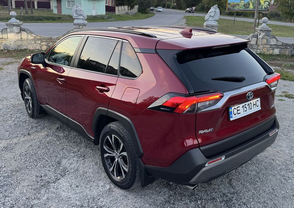 Офіційний Rav 4 Гібрид