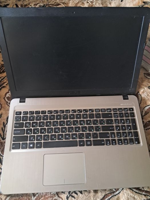 Ноутбук  Asus ,ноут