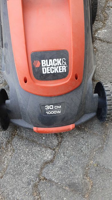 Máquina de cortar relva e apardor, electrica.