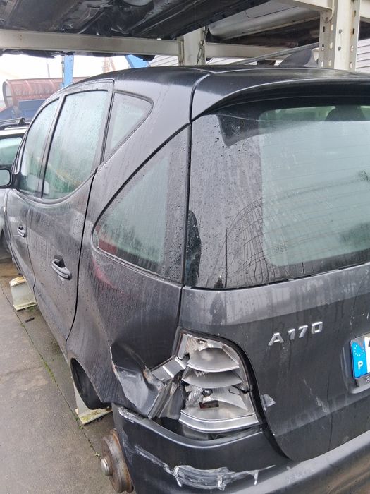 Mercedes A viatura para peças