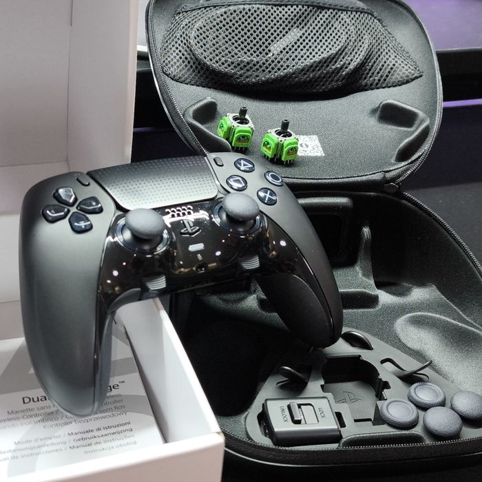 DualSense Edge c/ Joysticks TMR Favor Union