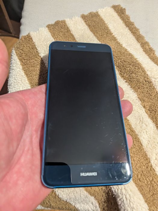 Продам смартфон Huawei P10 Lite (Sapphire Blue) в хорошому стані!
