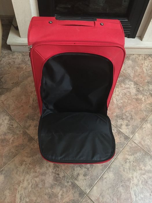 Mala Vermelha de Viagem