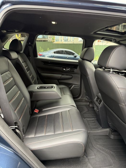 Продам Хонда CR-V 2024