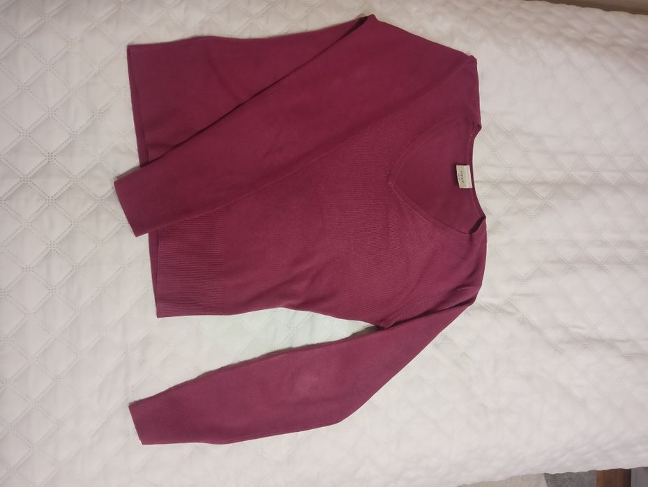 Różowo-fioletowy sweterek