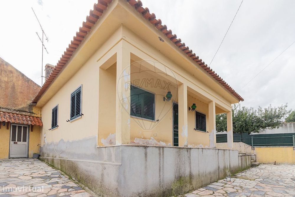 Moradia T4 para venda