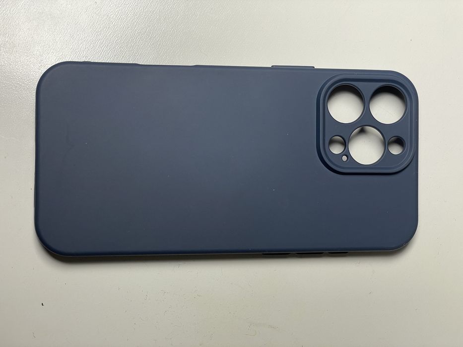 Etui Silikonowe do iPhone 13 Pro / 14 Pro (Granatowe)