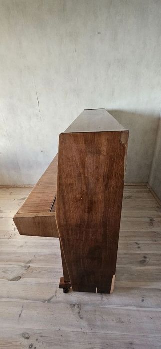 Віддам безкоштовно піаніно УКРАЇНА