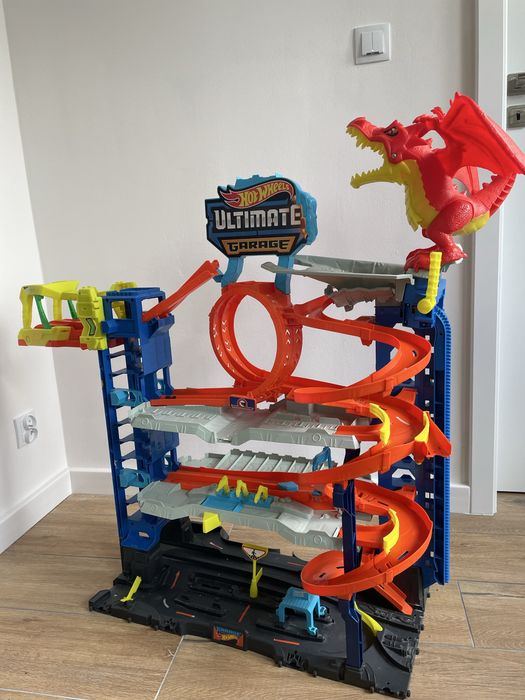 garaż Hot Wheels Ultimate Garage.
