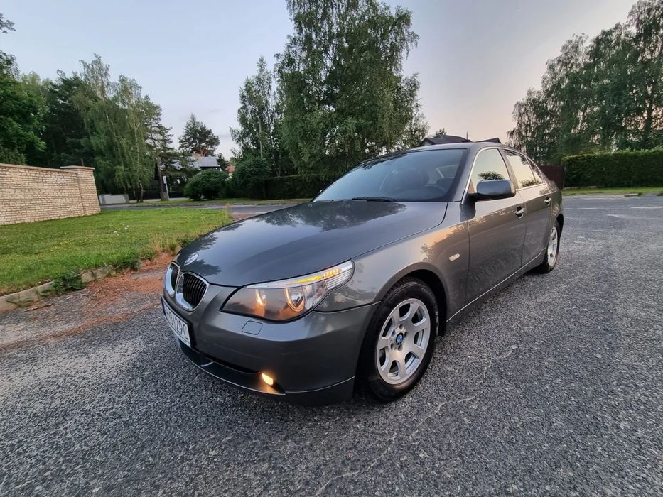 BMW Seria 5 Piękna 523 i auto  krótko w kraju sedan mocno doinwestowana