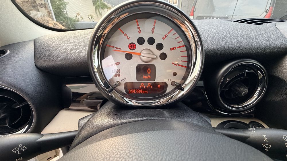 Mini Cooper D - 3 Portas
